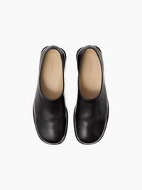 Lemaire - Anatomic Slip On in Black