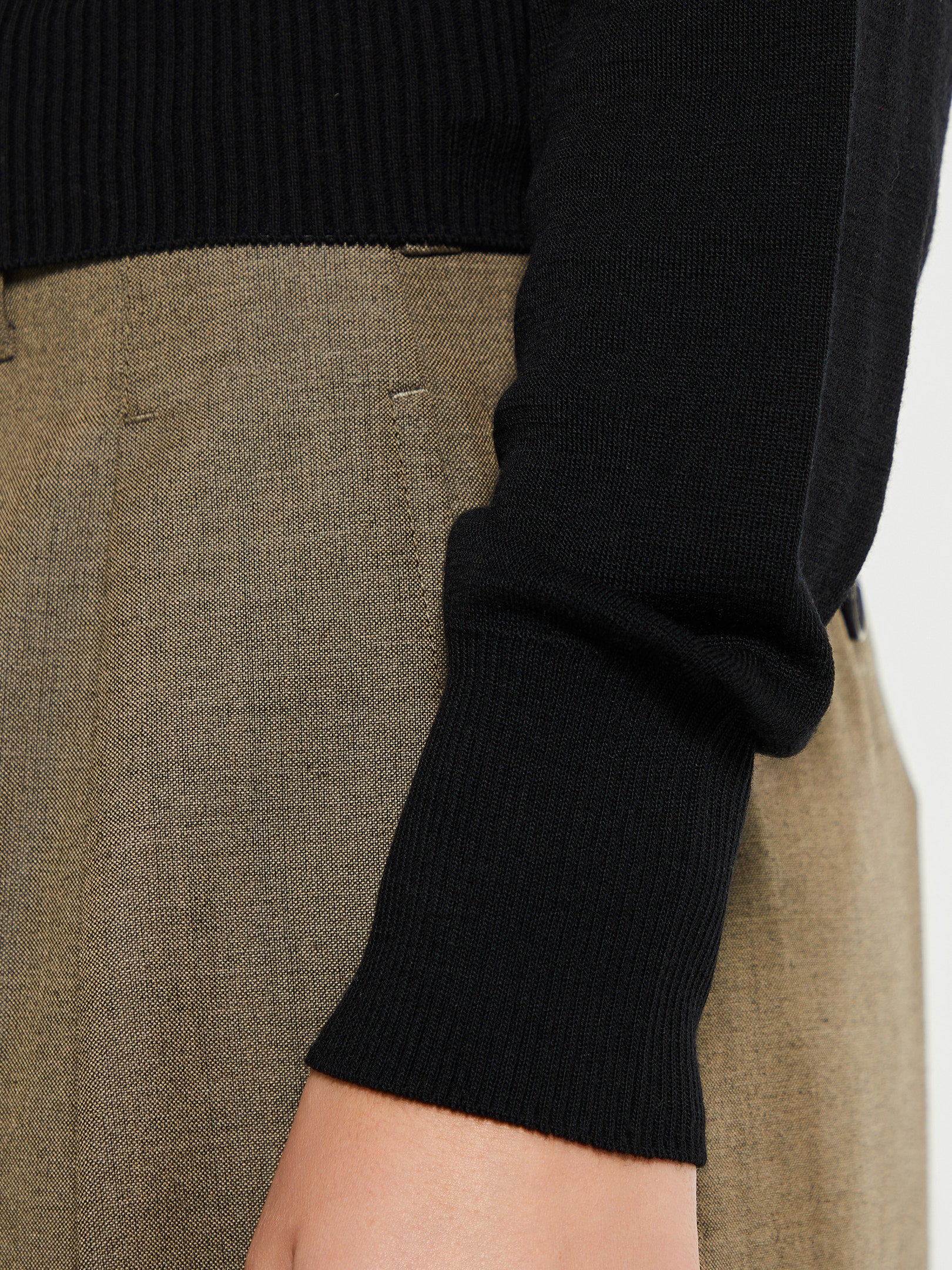 Seamless Black Cardigan in – stoy Fitted Lemaire -