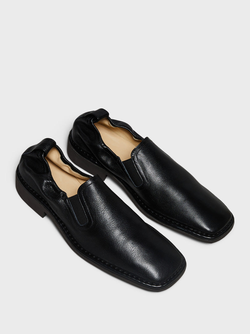 Soft Loafers in Black