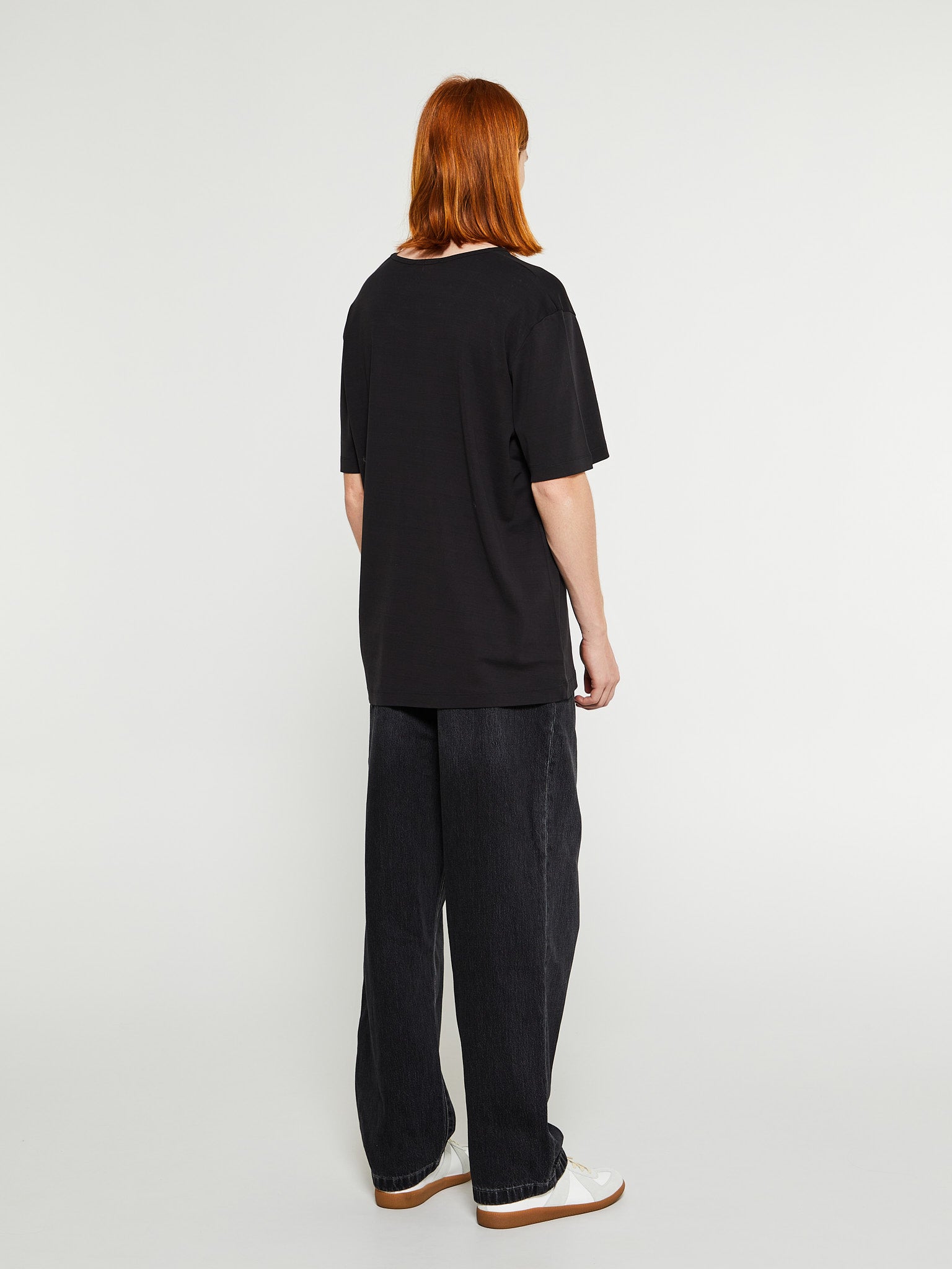 Lemaire - Rib U-Neck T-Shirt in Squid Ink – stoy