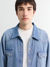 Levi's - Blue Tab Customized Sawtooth in Indigo