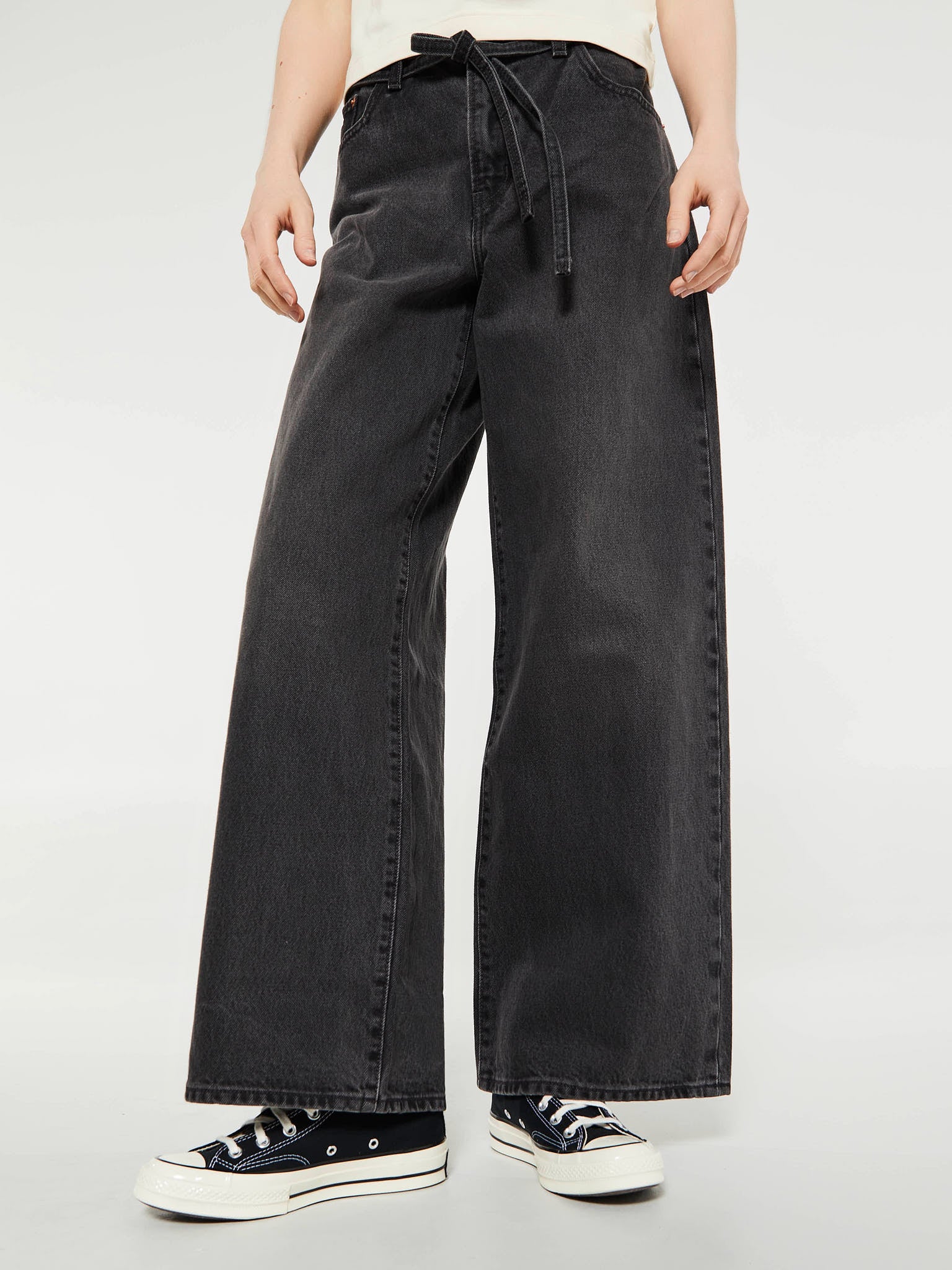 Levi's - Xl Straight Jeans in Influential Lady Black