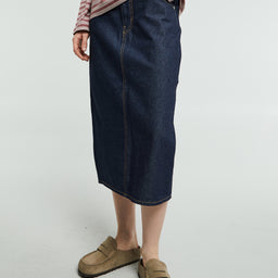 Levi's - High Rise Slit Skirt in Summer Soft Rigid Blue