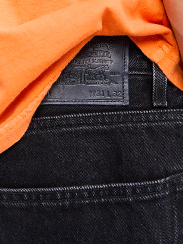 Levi's - Blue Tab Marker Loose Jeans in Moj Washed Black