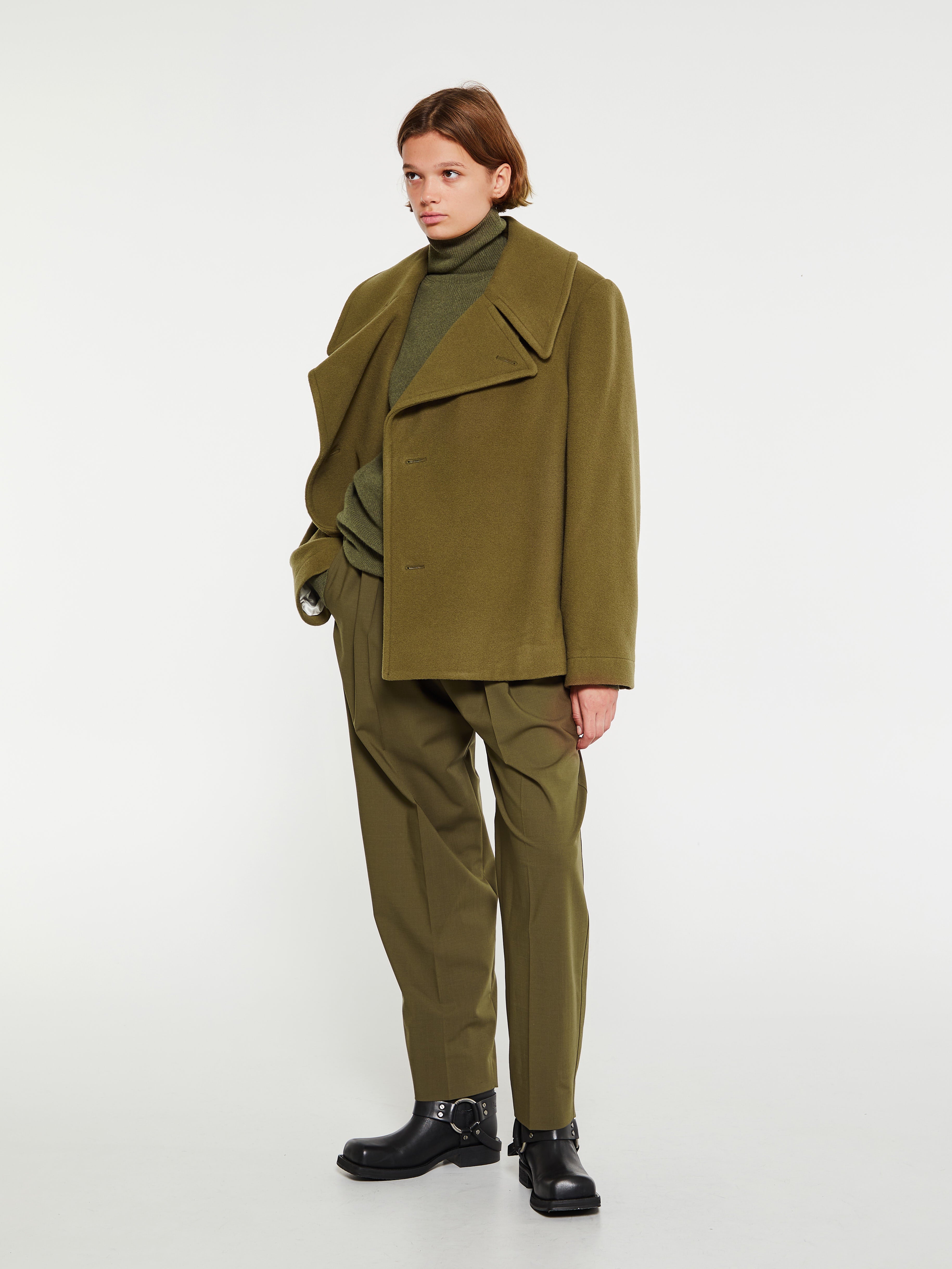 Trousers in Olive