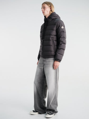 Moncler - Zeflor Down Jacket in Black
