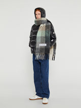 Moncler - Moncler Maya Short Down Jacket in Black