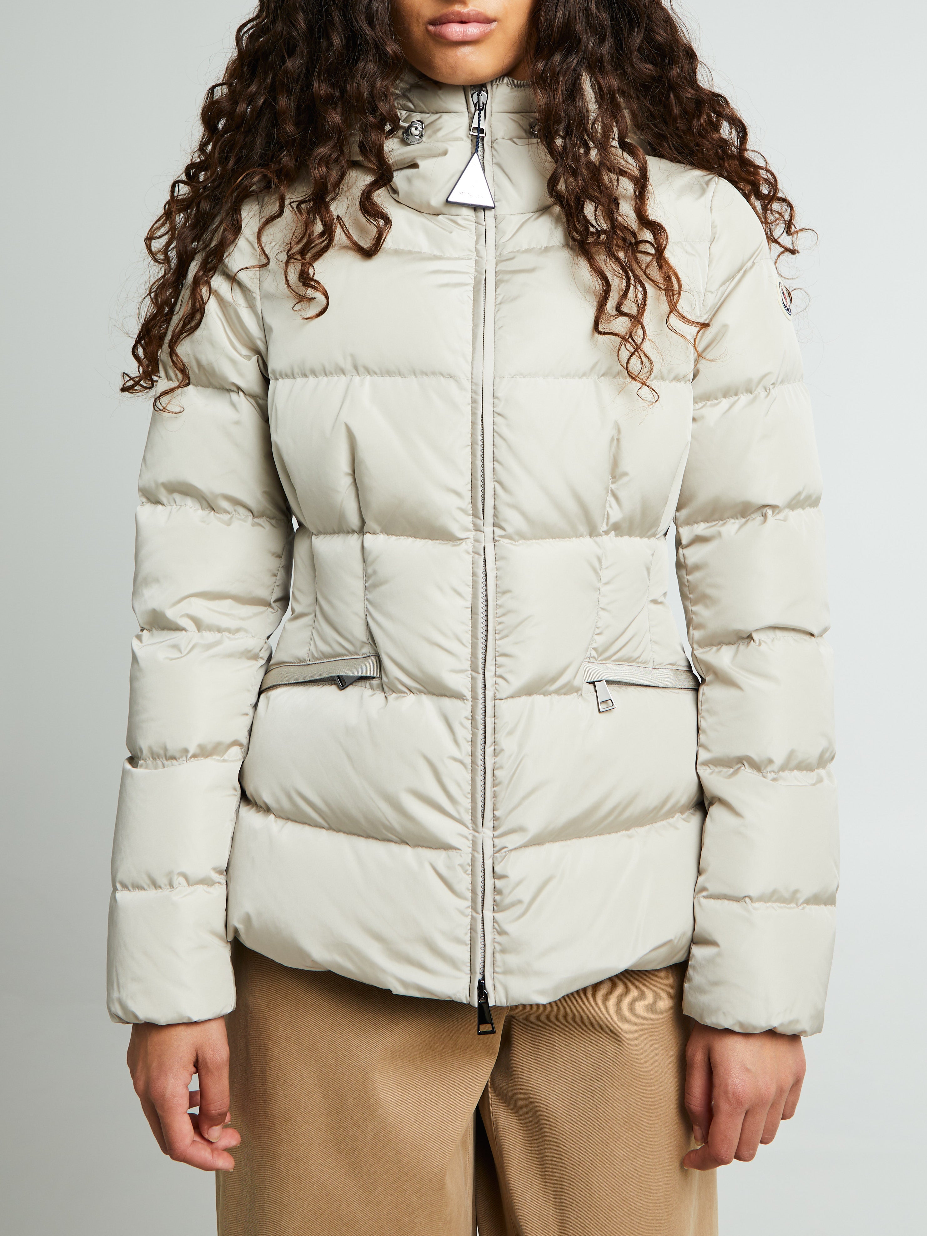 Moncler - Avoce Puffer Jacket in Beige
