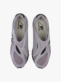 New Balance - New Balance 204V in Off-Line Grey, Digital Mist, Black Cement