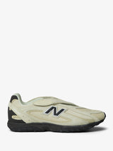 New Balance - New Balance 204V in Pistachio Butter & Black Cement