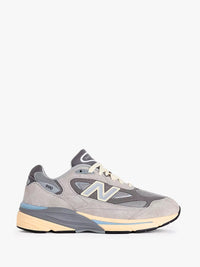 New Balance - New Balance Made In Usa 990v7 in Kool Grey