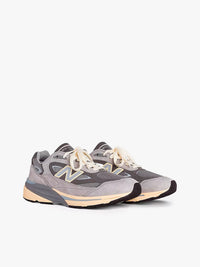 New Balance - New Balance Made In Usa 990v7 in Kool Grey