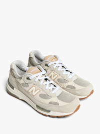 New Balance - 992 Sneakers in Olivine