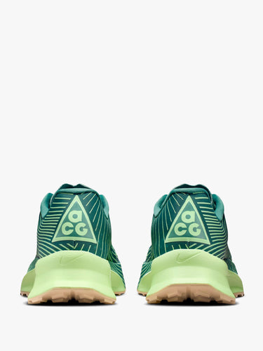 Nike - ACG UltraFly Trail SP in Dutch Green, Barely Volt-Vegas Gold