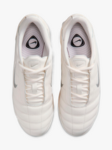 Nike - T90 Shox Magia in Sail/Pale Ivory/Sail/Metallic Silver