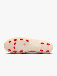Nike - Nike Cryoshot Ctr 360 X Korea X Peaceminusone in Natural/University Red-University Gold