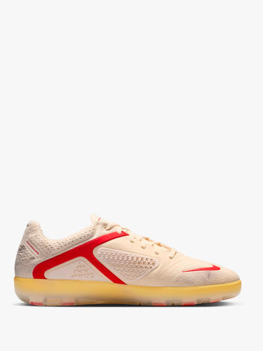 Nike - Nike Cryoshot Ctr 360 X Korea X Peaceminusone in Natural/University Red-University Gold