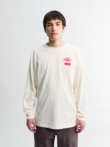 Jordan x Levi's Long-Sleeve T-Shirt in Pale Ivory, Black and University Red