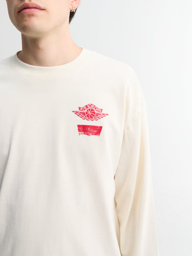 Jordan x Levi's Long-Sleeve T-Shirt in Pale Ivory, Black and University Red