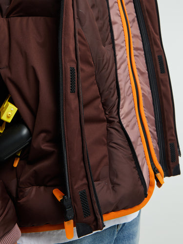 Nike - U ISPA ADPT SNSE AIR Jacket in Earth, Smokey Ma and MONARCH