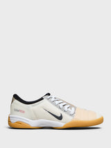 Nike - T90 Sneakers in White, Black and Gum Light Brown