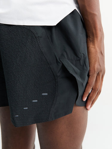 Nike - Dry-Fit Challenger 5-Inch Shorts in Black and Black Reflective