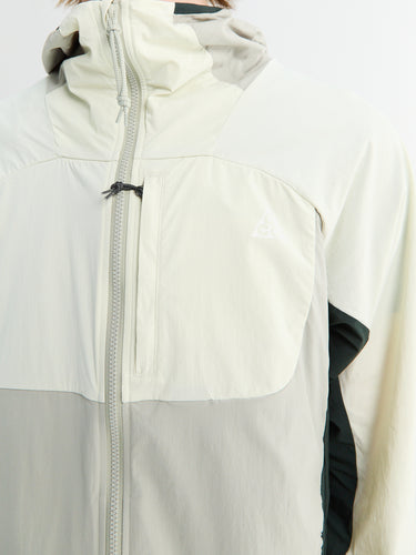 Nike - ACG Five Towers Packable Jacket in Sea Glass, Spruce Fog and Summit White