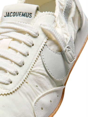 Nike - Nike Moon Shoe SP x Jacquemus in Soft Pearl and Sail