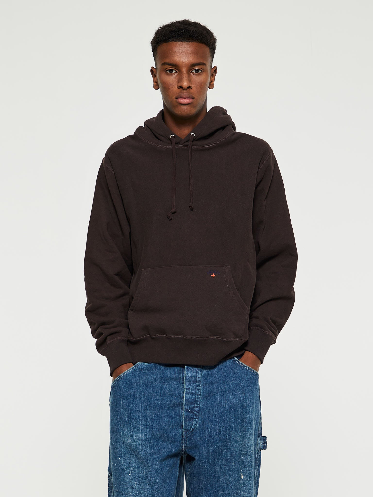 Noah - Classic Hoodie in Dark Brown