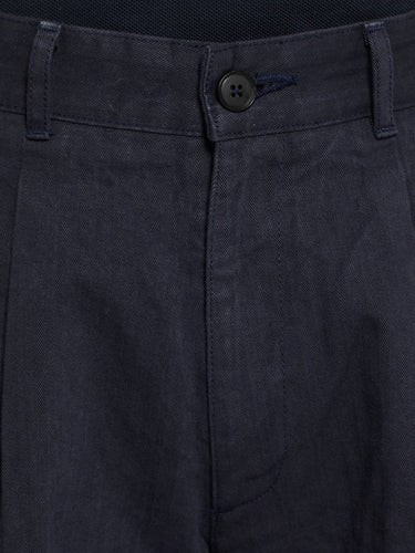 Noah - Double-Pleat Herringbone Pants in Navy