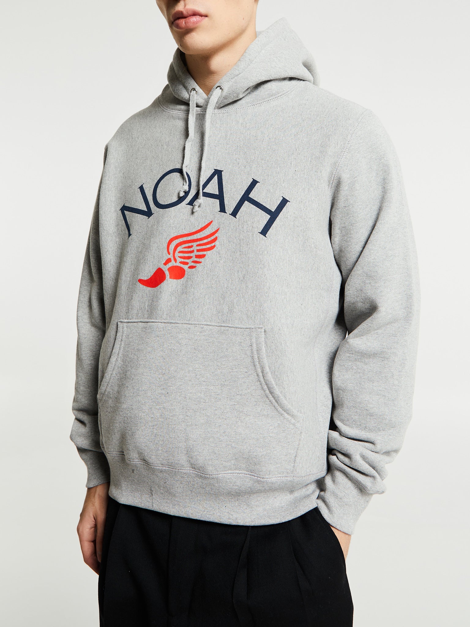 Noah - Wing Foot Core Logo Hoodie in Heather Grey