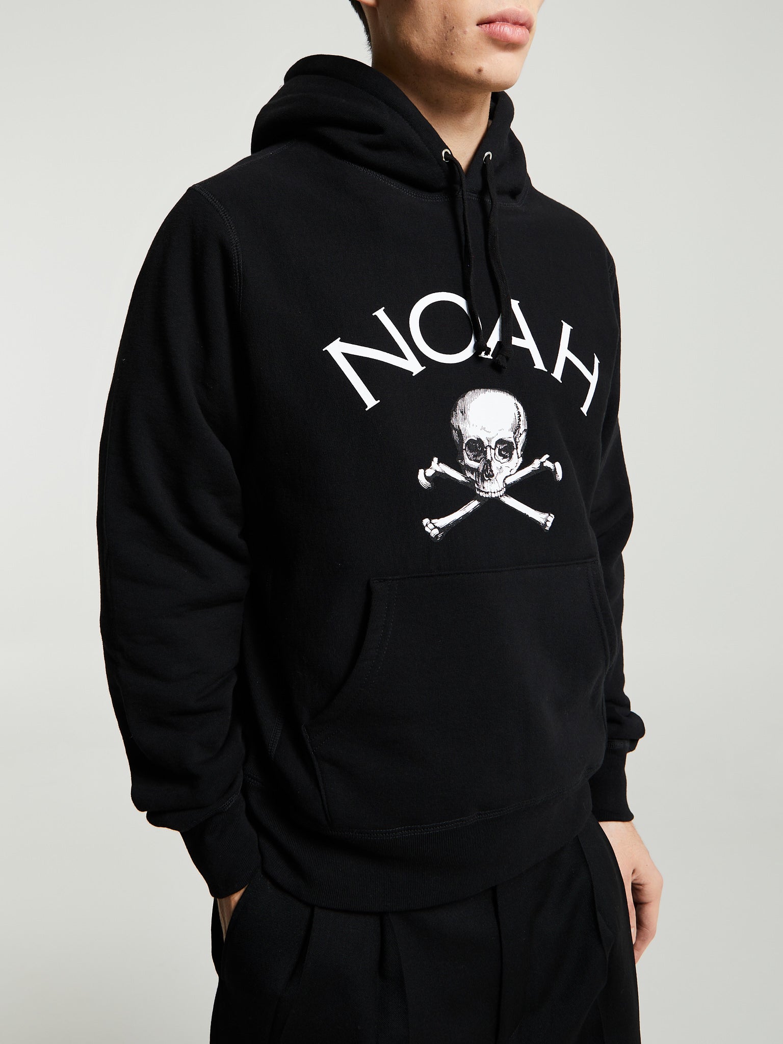 Noah - Jolly Roger Core Logo Hoodie in Black