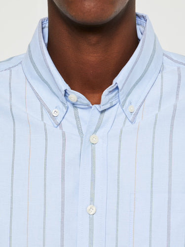 Noah - Oxford Shirt in Blue, Tan and Navy