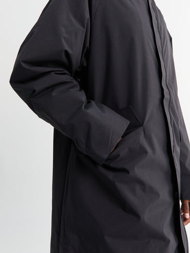 Norse Projects - Vargo 2.0 Gore-Tex Windstopper Hooded Raglan Mac Jacket in Black