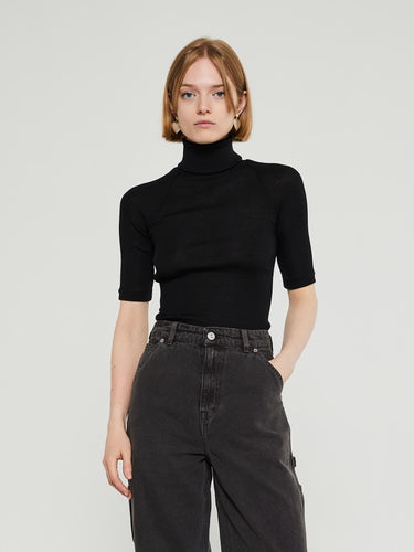 Oscalito - Wool and Silk Half Sleeve Turtleneck in Black