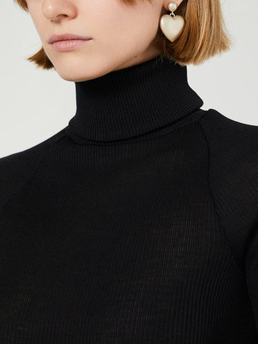 Oscalito - Wool and Silk Half Sleeve Turtleneck in Black