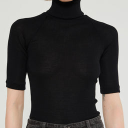 Oscalito - Wool and Silk Half Sleeve Turtleneck in Black