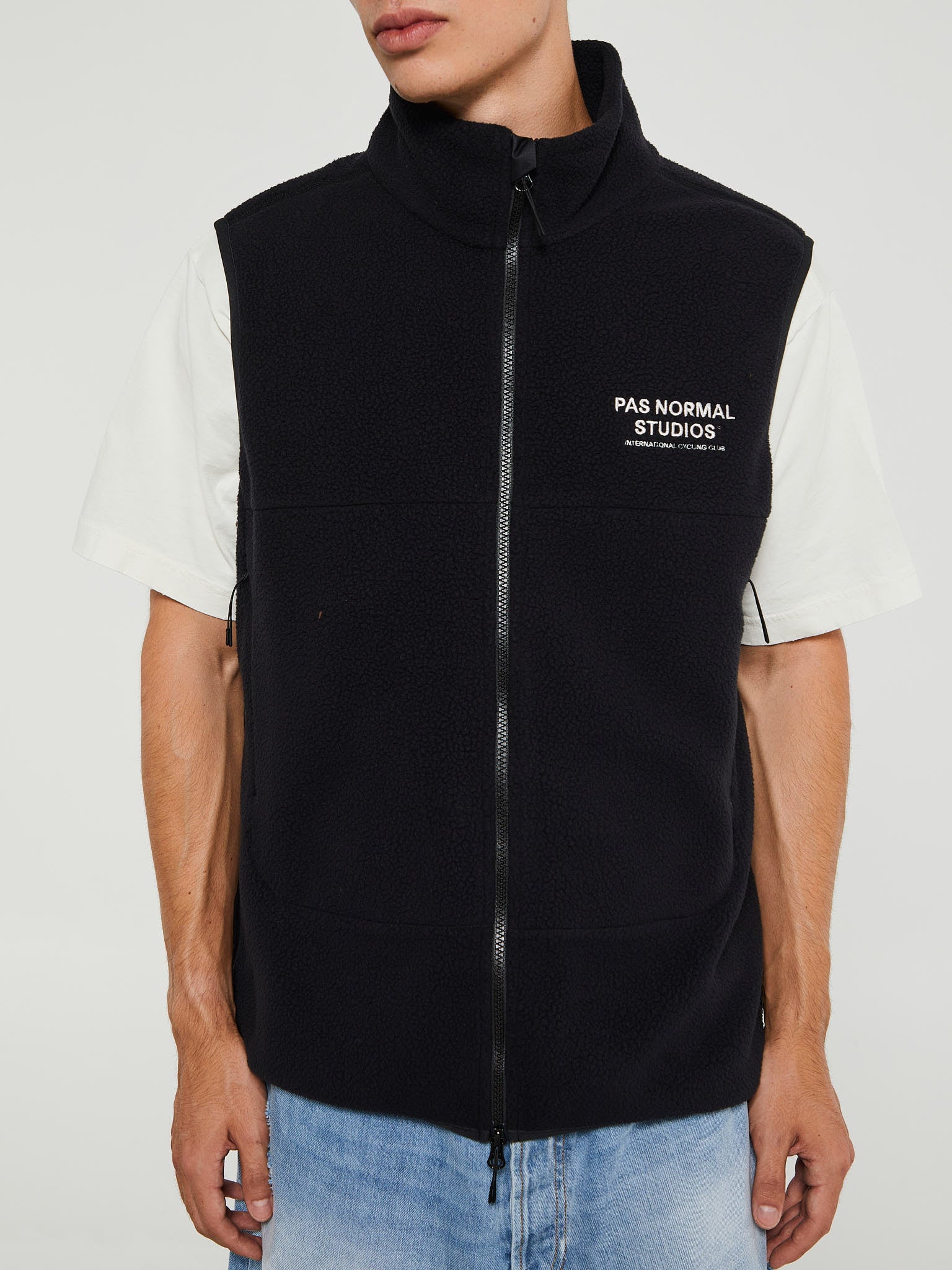 Pas Normal Studios - Off-Race Fleece Vest in Black