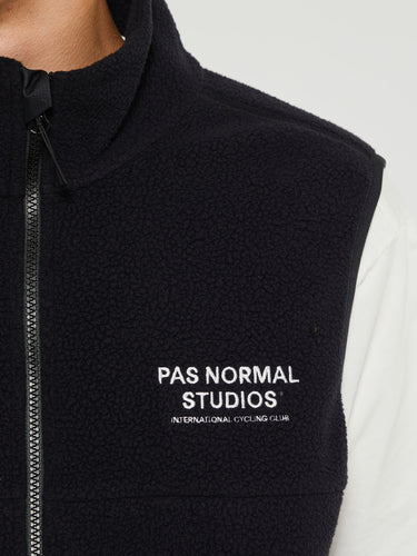 Pas Normal Studios - Off-Race Fleece Vest in Black