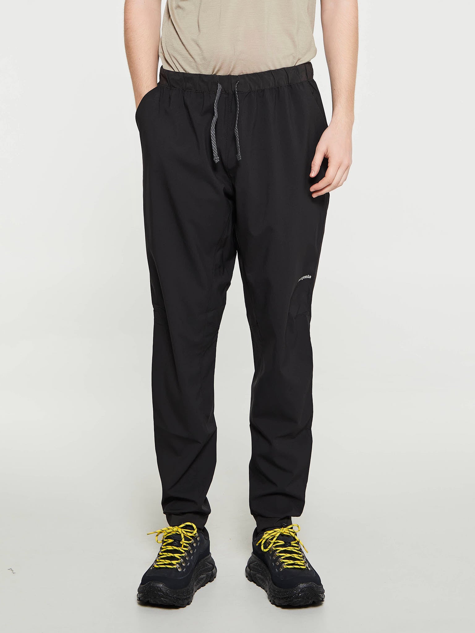 Patagonia - M's Terrebonne Joggers in Black