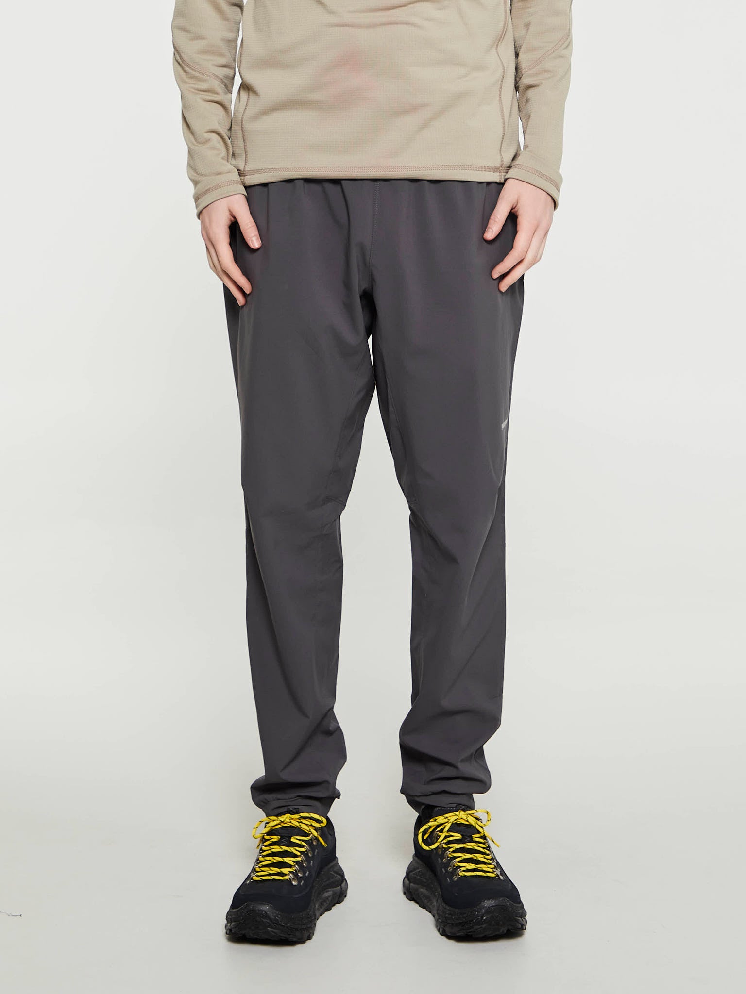 Patagonia - M's Terrebonne Joggers in Forge Grey