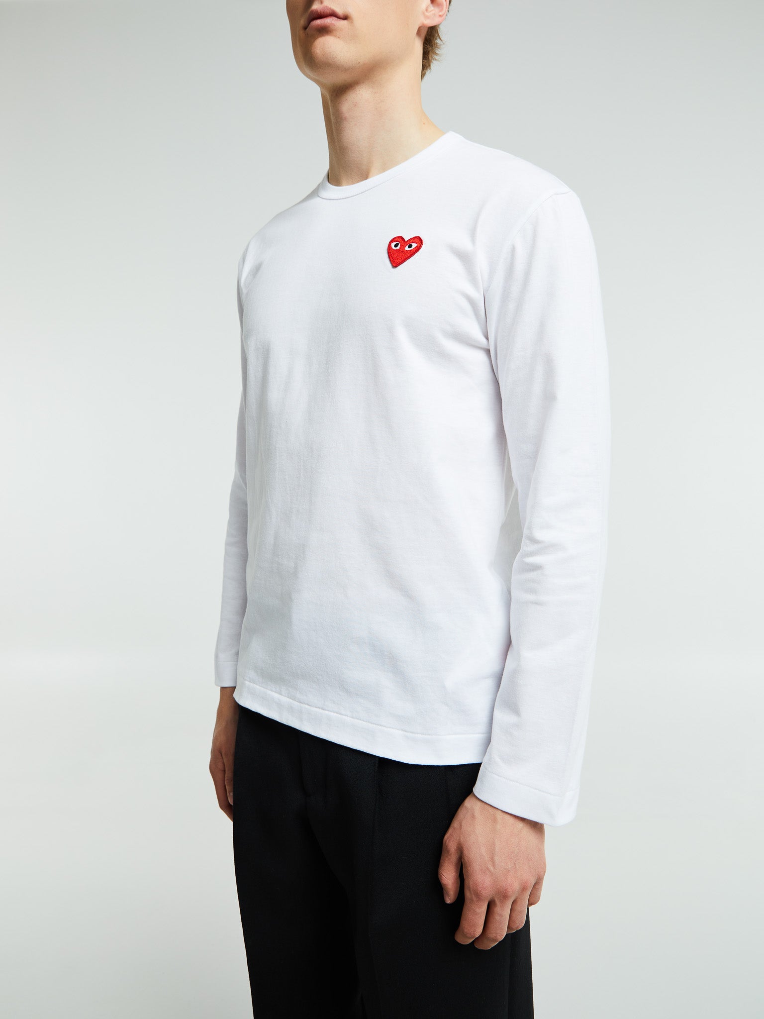 Comme des Garçons PLAY - T-Shirt With Red Emblem in White