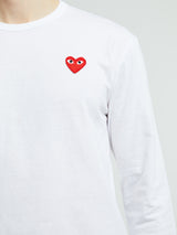 Comme des Garçons PLAY - Longsleeve T-Shirt With Red Emblem in White