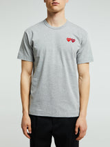 Comme des Garçons PLAY - T-Shirt With Double Burgundy Emblem in Grey