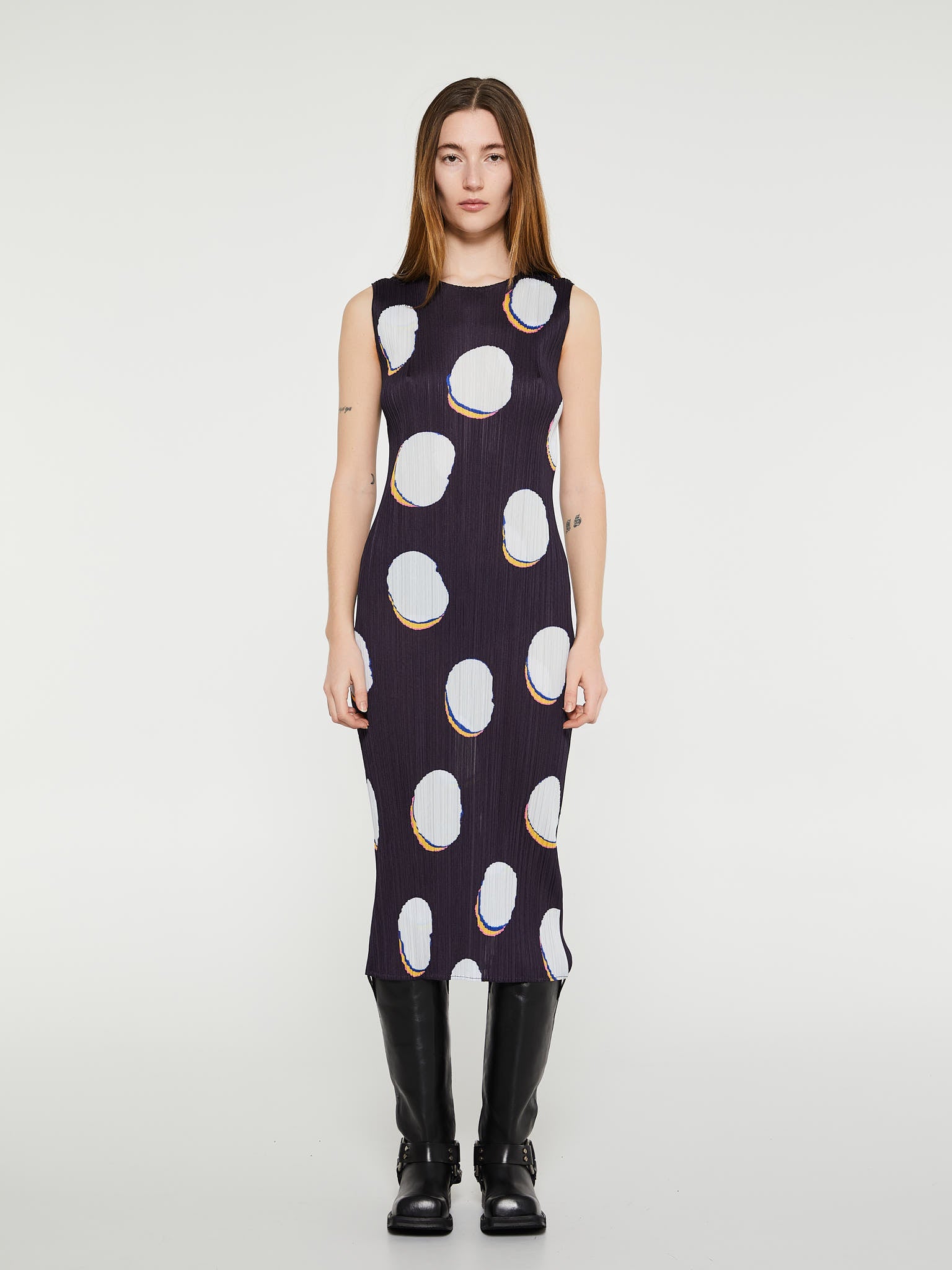 Pleats Please - Bean Dots Pleated Dress in Navy and White
