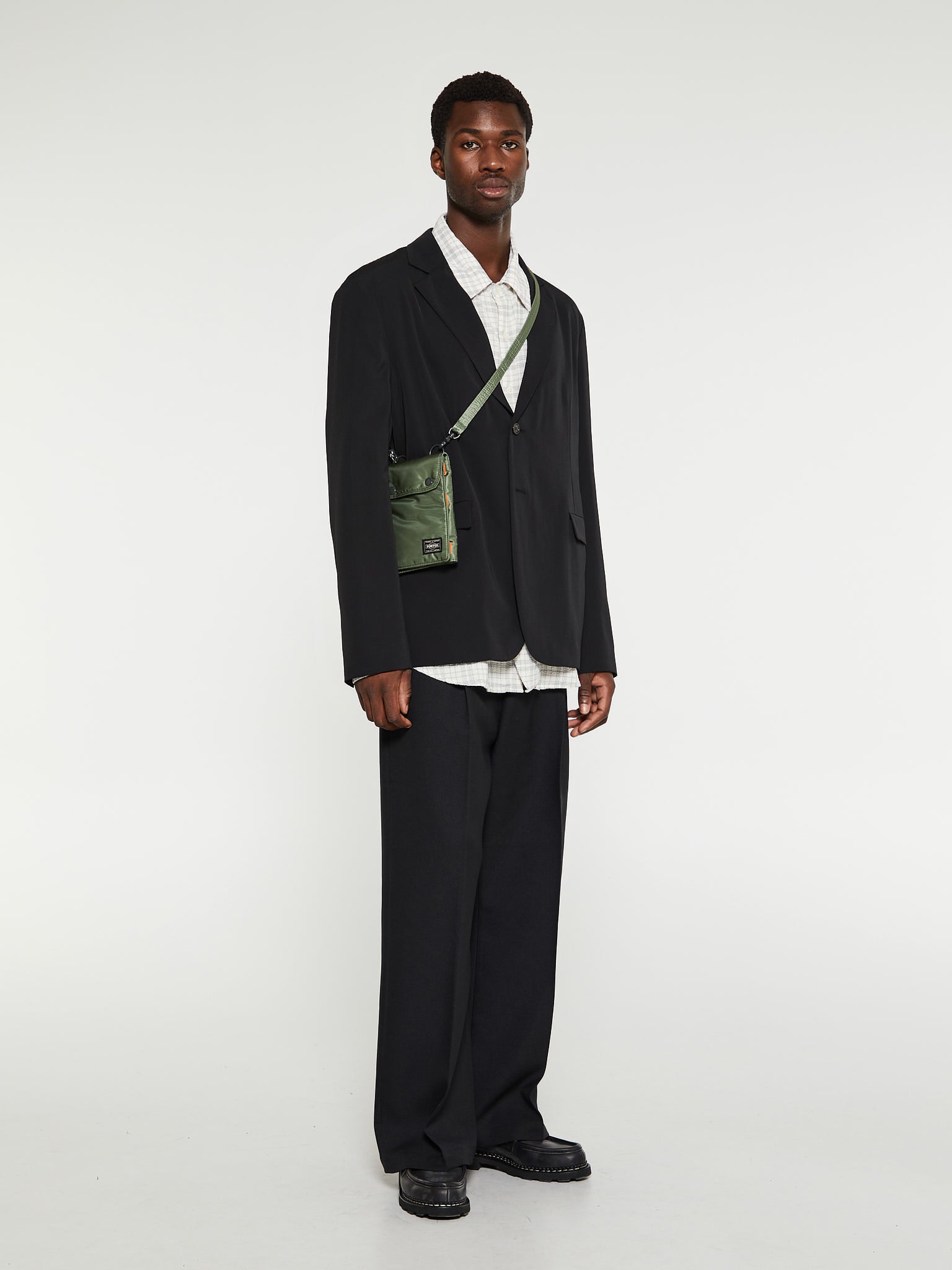 AlwaySky Femme Mode Sacs portés épaule 2PCS PVC Transparent Sac à main Sac  à Bandouliere Dégager Sachet Bourse Pochettes Clutches Argent : :  Mode
