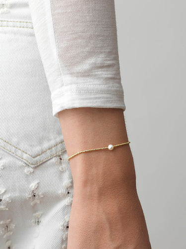 Anni Lu - Pearly Bracelet in Brass with Gold Finish
