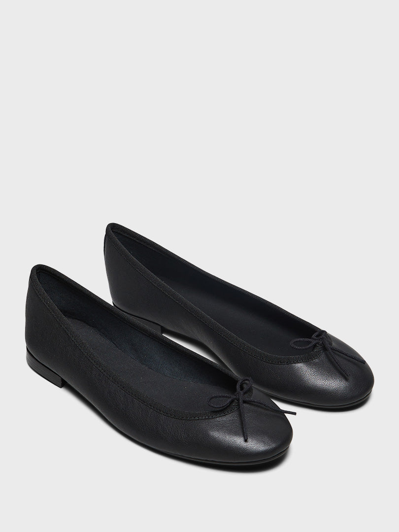 Cendrillon Ballerina Shoes in Black