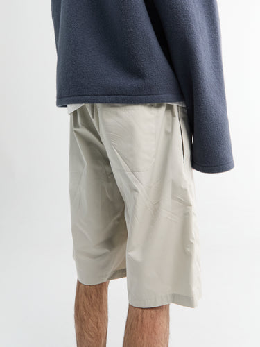 Shorts in Light Grey Suit