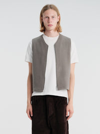 Rier - Natural Fleece Vest in Zinc
